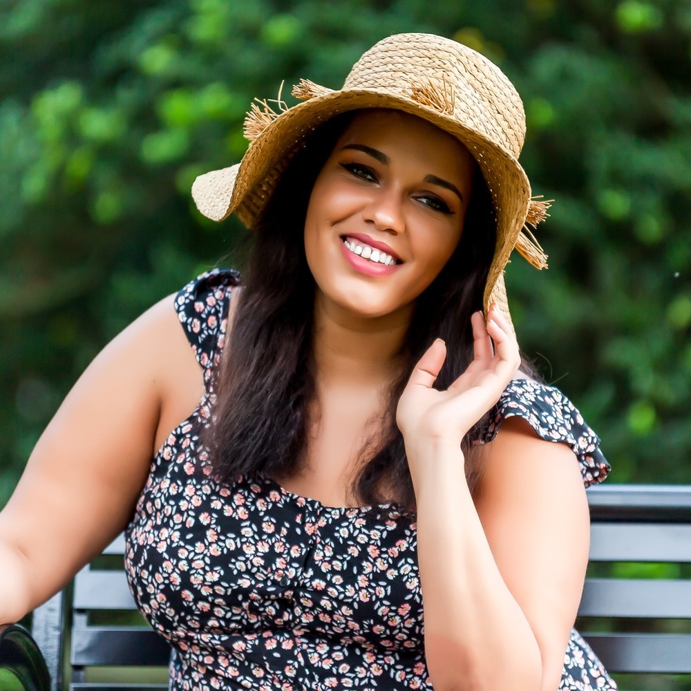 Meet your Posher, Gina lynn